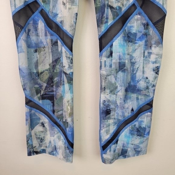 LULULEMON On Pace Crop Mesh Mid Rise Nulux Blue 8 - Picture 4 of 11